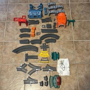 Thomas & Friends Track Master Track and Accessories “2013”